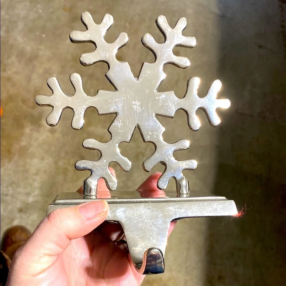 Pottery Barn Silver Snowflake Stocking Holder *A*